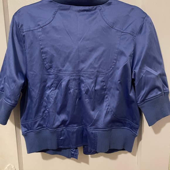 Doll house, blue short sleeve buttoned down jacket - Picture 2 of 2